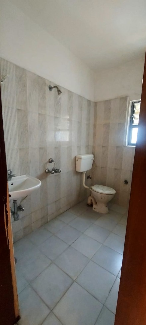 Semi Furnished 3bhk in Panjabari Rd, Khanapara, Guwahati, Assam, India for Rent